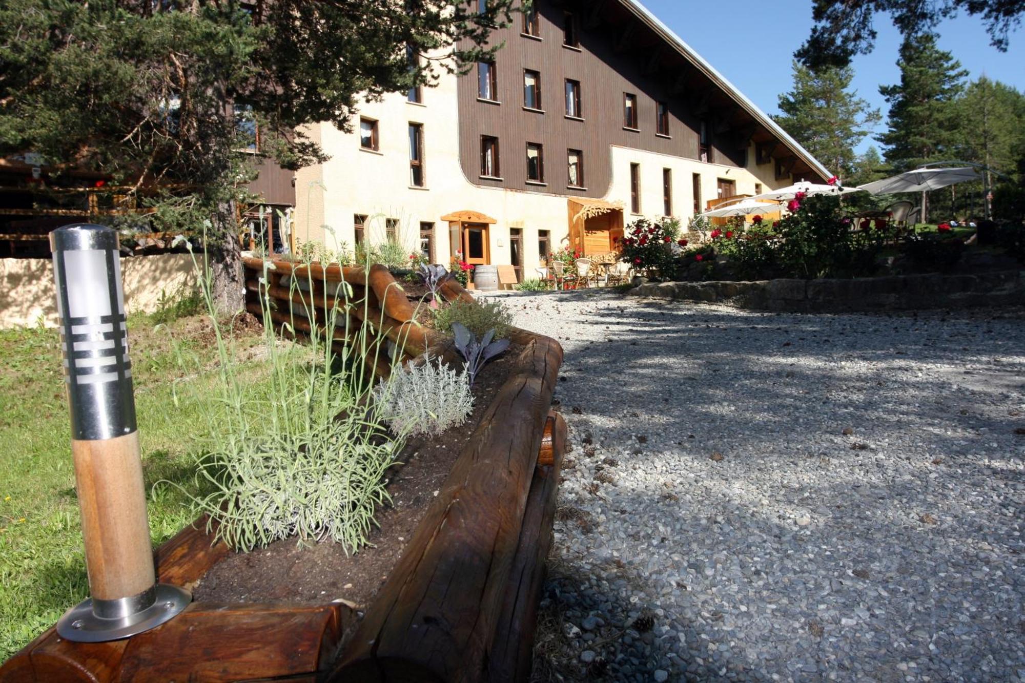 Hotel Domaine De L'Adoux Montclar  Exterior foto